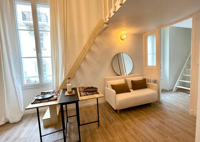Cosy Cocoon - 2 To 4 Travelers.